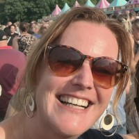 Patricia van der Valk - Perlo