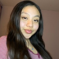 Yoselin Flores