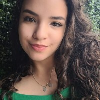 Manuela Flores Dos Santos