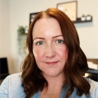Amy Smith, Cip