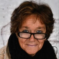 Linda Van Camp