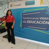 Cynthia Caycho Villa