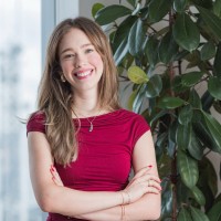 Laura R.