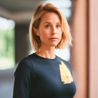 Lyndsey Turbow, Md