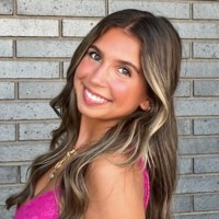 Courtney Kahn