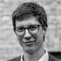 Dr. Dominik Schreiber