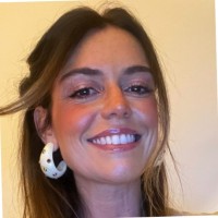 Alexandra E. Velloso