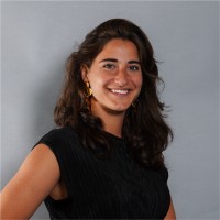 Julia Tatos