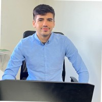 José Álvarez