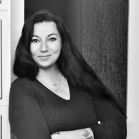 Dr. Geraldine Schmitz