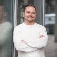 Dr. Simon Jordan