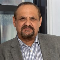 Sherif Hanna, Pe