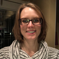 Kim Lyons