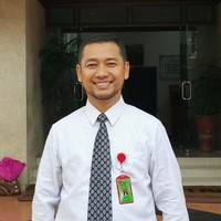 Achmadi Haseran, S.h., M.m.