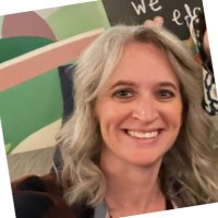 Katie Simmons, Cic, Cris