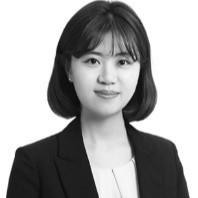 김유진