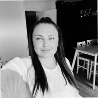 Clare Dipple