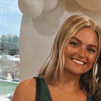 Moniquie Dedivanovic
