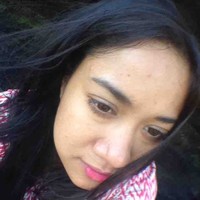 ayu lubis