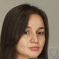 R I