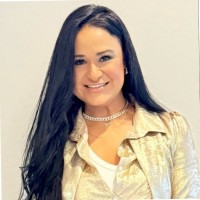 Mayra Aquino