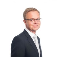 Knut Henrik Larsen