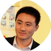 黄伟文