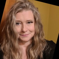 Kelly Weglarski