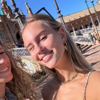 Fee De Groot