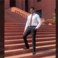 Dr Hassaan Bin Adil