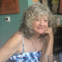 Victoria (Vikki) Weals