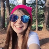 Laura Jeanne Fernandez