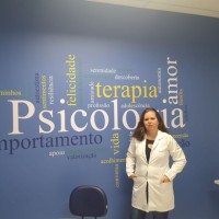 Kenia Gomes