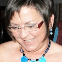 Monique De Raeve