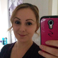 Laura Gibbons