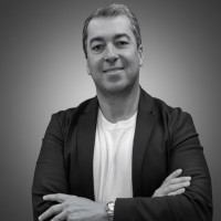 Eduardo Simoes