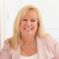 Michelle Chambers, M.Ed, PCC, ACTC, CHRL,CTDP, EIA, ITCA