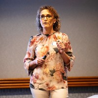 Jo Drayton