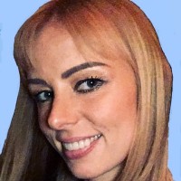 Dr Lisa J. Walker