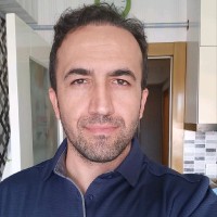 Ayhan Uyar