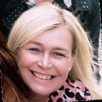 Charmaine Skelton