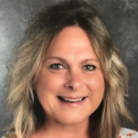Deloris Poliakiwski