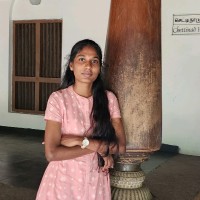 Santhiya S