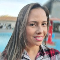 Débora Cristina Almeida