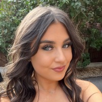 Mia Perrett