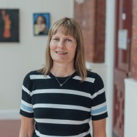 Dr Heather Booth-Martin
