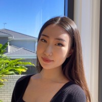 Vivian Li