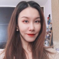 Zhenxia W.