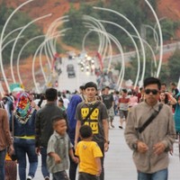 valent holic