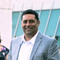Robert Rosales